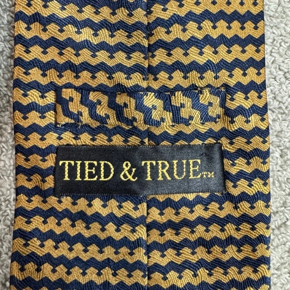 Tied & True Mens Silk Tie Navy Blue Gold Geometric Zig Zag Pattern Handmade